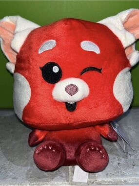 Turning Red Mei as Red Panda 7” Plush
